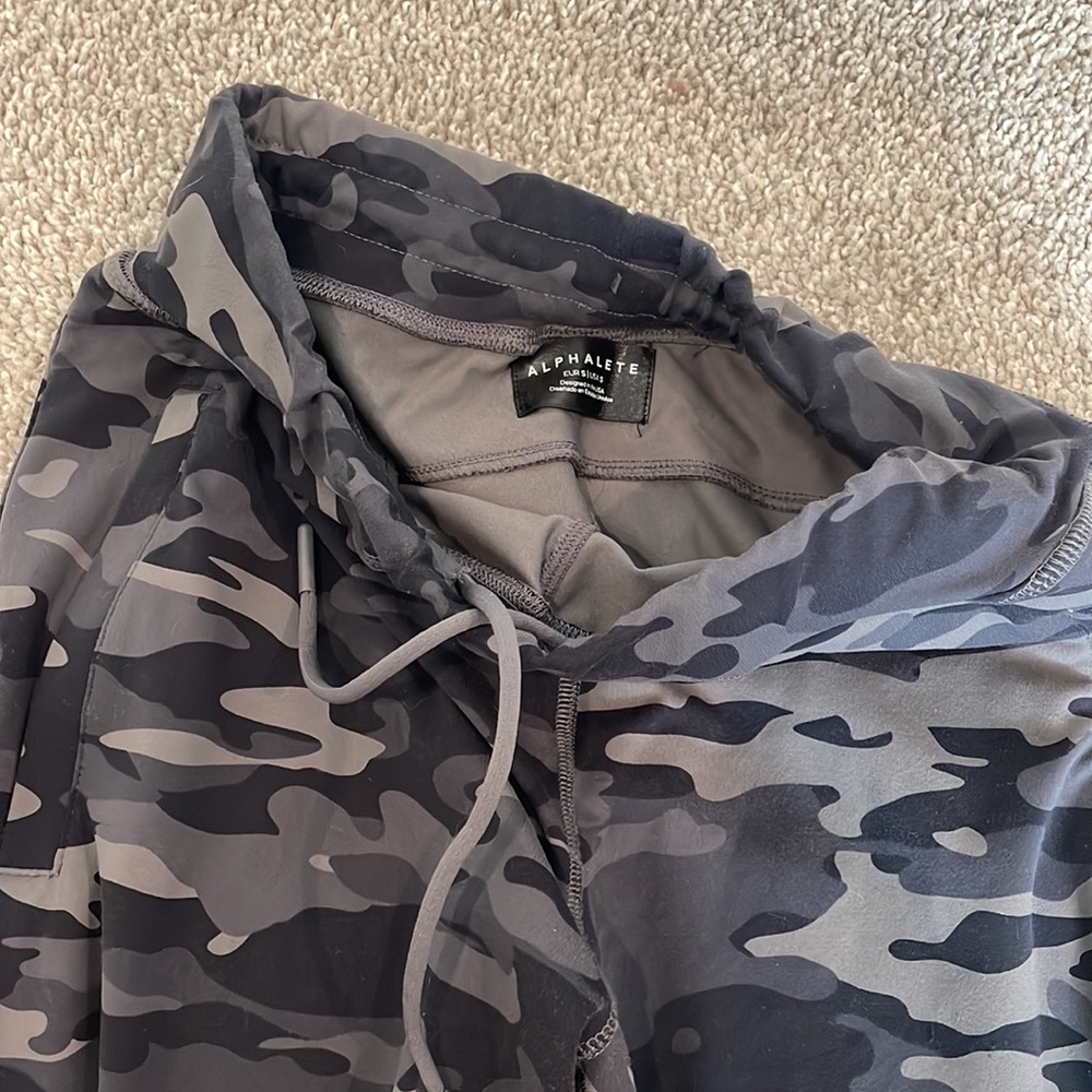Alphalete joggers women camo workout pant materiel size small - Picture 3 of 7